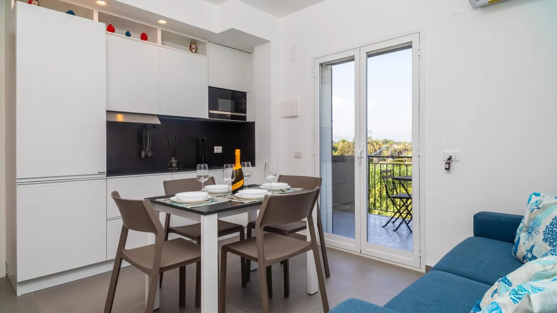 Etnabeach Apartament - Fondachello ماسكالي 0*,  إيطاليا